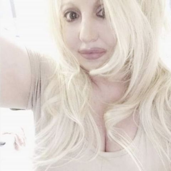 Meet your Posher, Mary - Picture 1 of 1